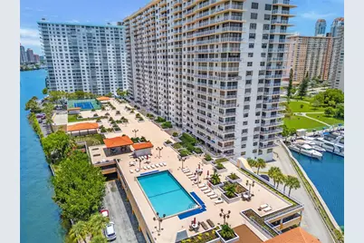 290 174 Street #1006, Sunny Isles Beach, FL 33160 - Photo 3