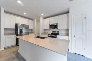 2194 Aquifer Ln, Davenport, FL 33837 - Photo 5