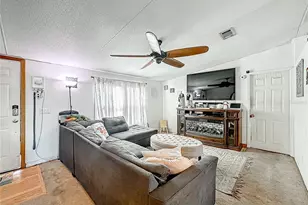 9365 Denver Dr, Saint Cloud, FL 34773 - Photo 5