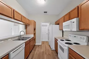 4301 Paradise Cove Ct, Kissimmee, FL 34746 - Photo 9