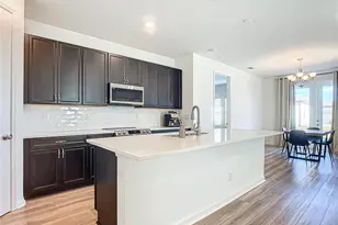 1317 Sterling Pointe Dr, Deltona, FL 32725 - Photo 5