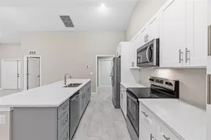 1913 NW 30th St, Cape Coral, FL 33993 - Photo 13