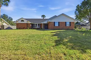 33608 Overton Dr, Leesburg, FL 34788 - Photo 5