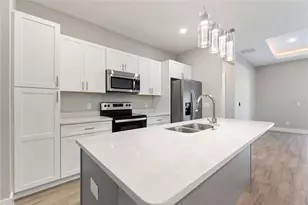 337 Hibiscus Dr, Kissimmee, FL 34759 - Photo 15