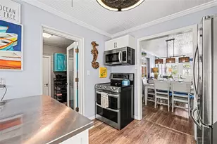 302 Riverside Dr, Daytona Beach, FL 32117 - Photo 9