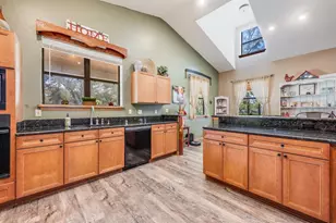 36517 N Thrill Hill Rd, Eustis, FL 32736 - Photo 11