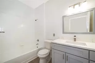 2612 Robert Trent Jones Dr, Orlando, FL 32835 - Photo 21