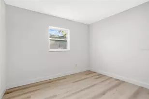 214 45th Ave NE, Saint Petersburg, FL 33703 - Photo 15