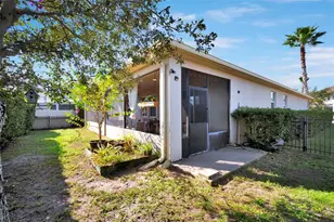 1102 Whitewater Bay Dr, Groveland, FL 34736 - Photo 47