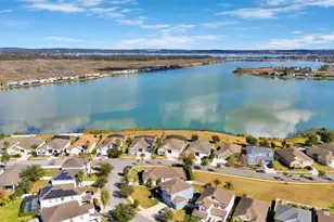 1102 Whitewater Bay Dr, Groveland, FL 34736 - Photo 55