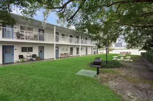 320 Lakeview St, Orlando, FL 32804 - Photo 1