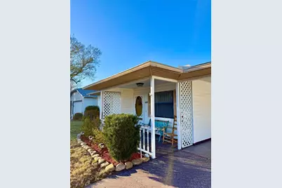 4905 Pleasant Hollow Trail, Lakeland, FL 33811 - Photo 3