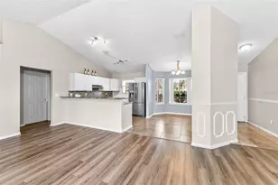 3262 Courtland Blvd, Deltona, FL 32738 - Photo 5