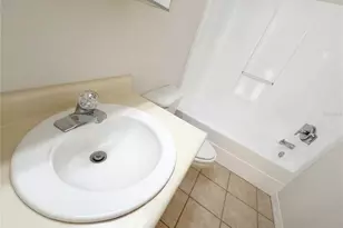 1703 Oak Branch Ct, Brandon, FL 33511 - Photo 13