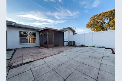 1703 Oak Branch Court, Brandon, FL 33511 - Photo 5