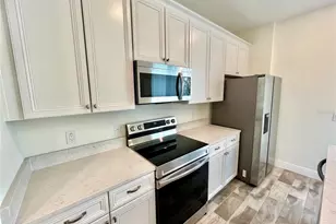 2946 Castaway Ln, Kissimmee, FL 34747 - Photo 5