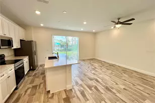 2946 Castaway Ln, Kissimmee, FL 34747 - Photo 7