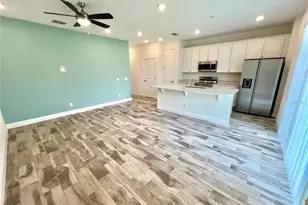 2946 Castaway Ln, Kissimmee, FL 34747 - Photo 3