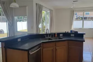 11213 Sailbrooke Dr, Riverview, FL 33579 - Photo 3