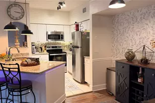 3250 Corona Village Way, Orlando, FL 32835 - Photo 5