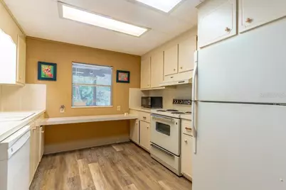 508 W Plantation Boulevard, Lake Mary, FL 32746 - Photo 11