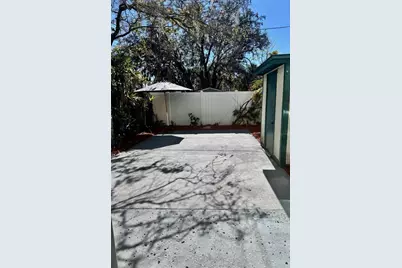 5266 Tennis Court Circle, Tampa, FL 33617 - Photo 3