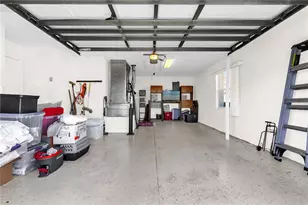 8386 SE 173rd Hamilton Pl, The Villages, FL 32162 - Photo 7