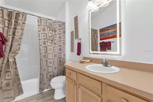 8386 SE 173rd Hamilton Pl, The Villages, FL 32162 - Photo 15