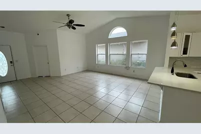 8832 Parliament Court, Kissimmee, FL 34747 - Photo 11
