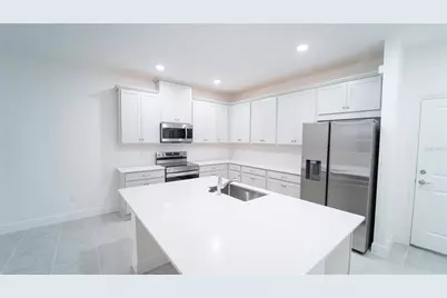 4867 Cross Prairie Parkway, Saint Cloud, FL 34772 - Photo 5