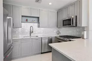 150 E Robinson St, Orlando, FL 32801 - Photo 9