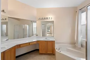 6428 Lightner Dr, Orlando, FL 32829 - Photo 15