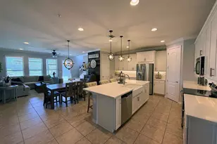 561 Merry Brook Cir, Sanford, FL 32771 - Photo 3