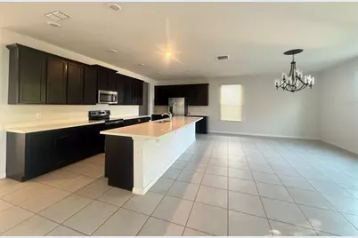 423 Kestrel Drive, Groveland, FL 34736 - Photo 3