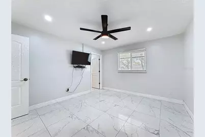 916 N Palm Avenue, Kissimmee, FL 34741 - Photo 13