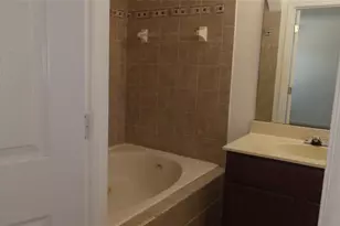 10309 Park Commons Dr, Orlando, FL 32832 - Photo 5