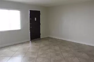 102 S Peninsula Dr, Daytona Beach, FL 32118 - Photo 3