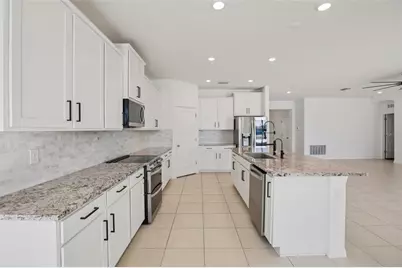 10747 Laxer Cay Loop, San Antonio, FL 33576 - Photo 17