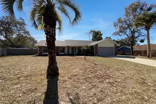 752 Briarcrest Dr, Orange City, FL 32763 - Photo 1