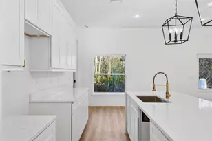 257 Lago Vista St, Debary, FL 32713 - Photo 17