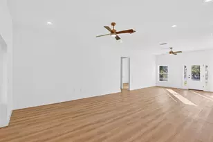 257 Lago Vista St, Debary, FL 32713 - Photo 9