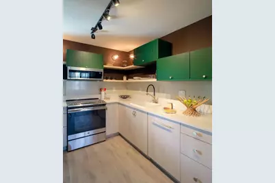 6990 Grevilla Avenue S, South Pasadena, FL 33707 - Photo 13