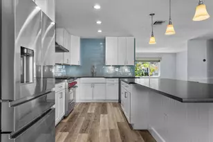 1135 Shady Ln Dr, Orlando, FL 32804 - Photo 15