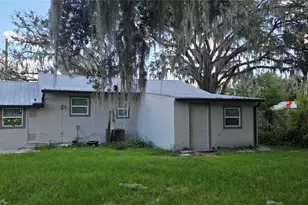 210 S 15th St, Palatka, FL 32177 - Photo 5