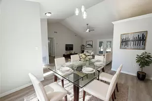 370 S Cobble Ct, Mount Dora, FL 32757 - Photo 9