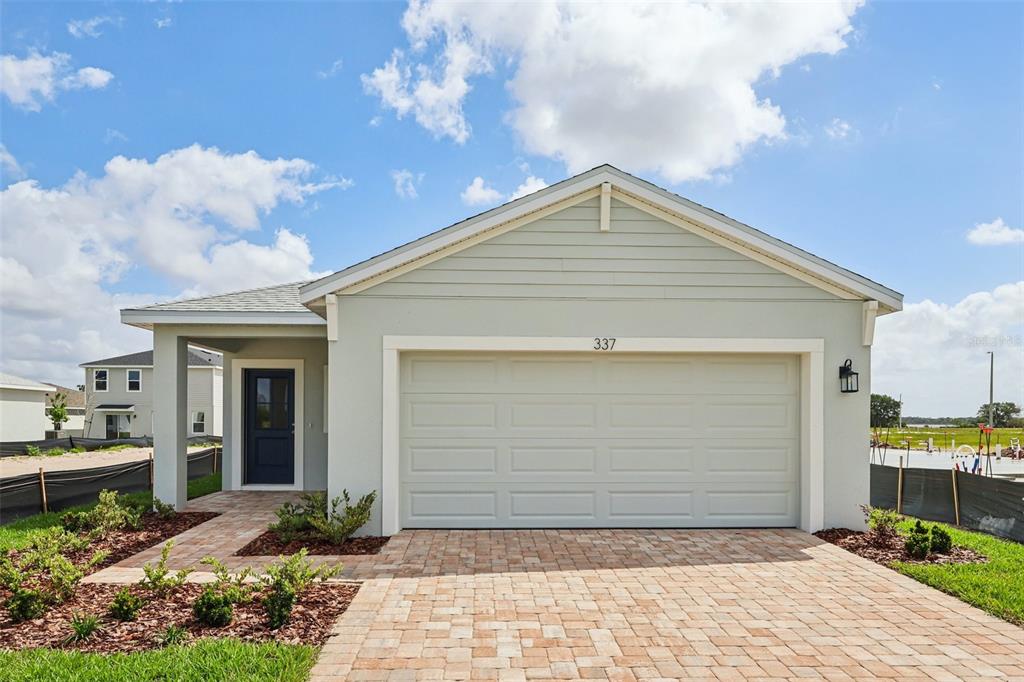 337 Meredith Blvd - 337 Meredith Blvd, Winter Haven, FL 33881 Luxury Property | Jose Angel Pina