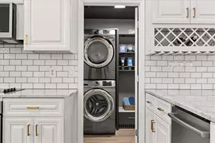 627 Seascape Ave, Orlando, FL 32828 - Photo 9