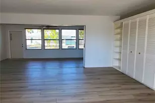 531 S Neponsit Dr, Venice, FL 34293 - Photo 17