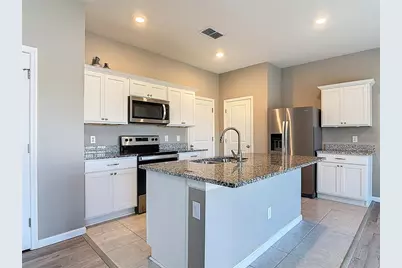 2312 Litchfield Loop, Deland, FL 32720 - Photo 5