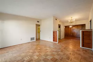 3302 S Crystal Lake Dr, Orlando, FL 32806 - Photo 9